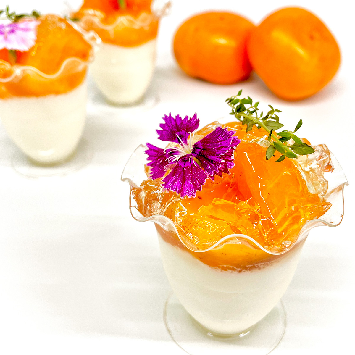 おけさ柿のカクテル杏仁